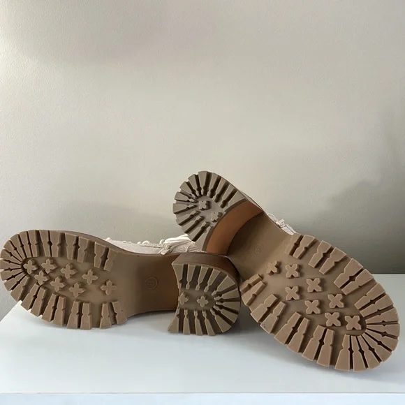 Elija Ivory Snake Boots - Picture 3 of 4